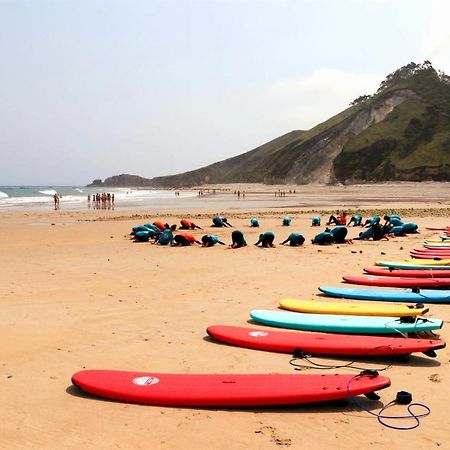Llanes Surfcamp & Hostel Екстер'єр фото