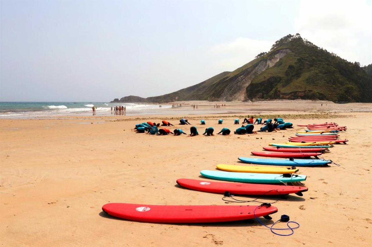 Llanes Surfcamp & Hostel Екстер'єр фото