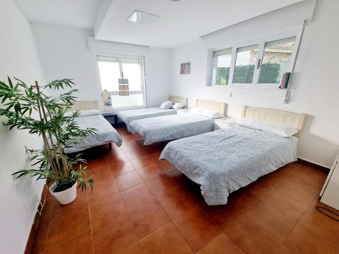 Llanes Surfcamp & Hostel Екстер'єр фото