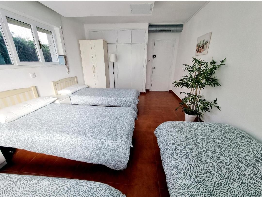 Llanes Surfcamp & Hostel Екстер'єр фото